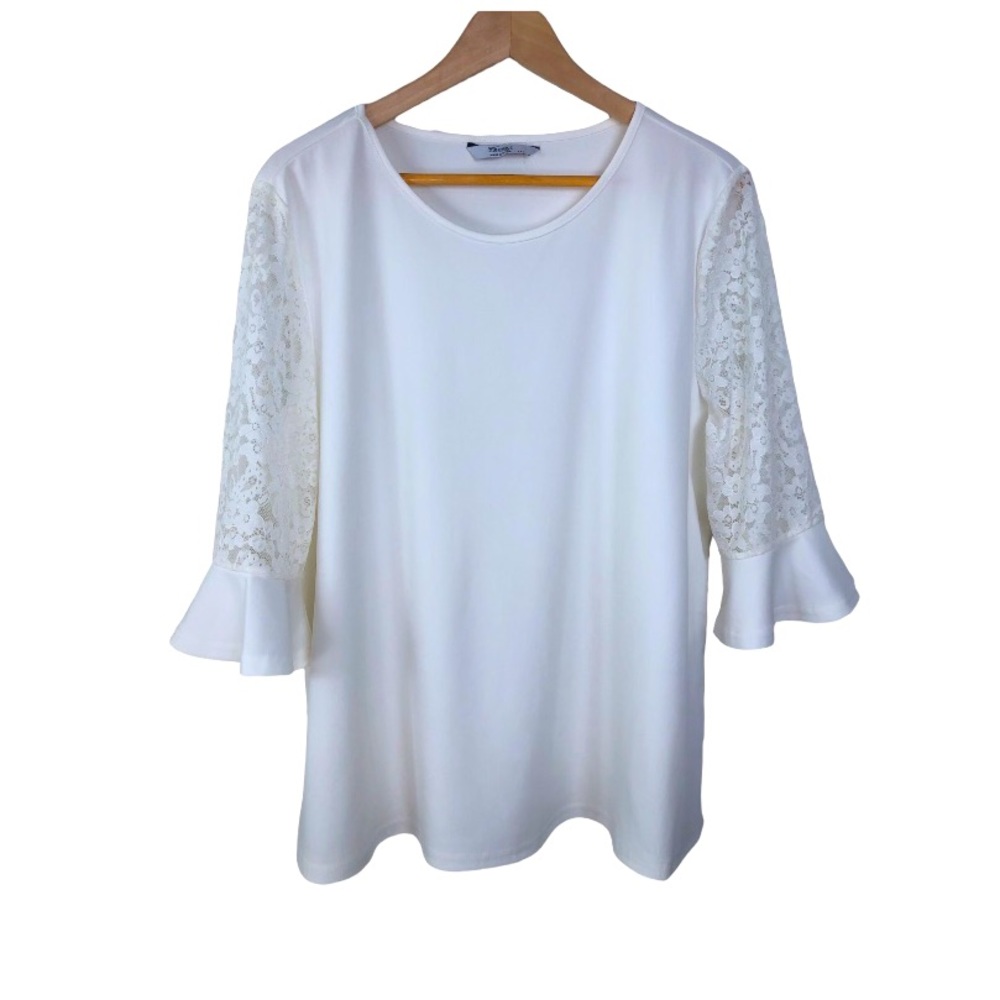 Meaveor White Top with Lace Size XXL
